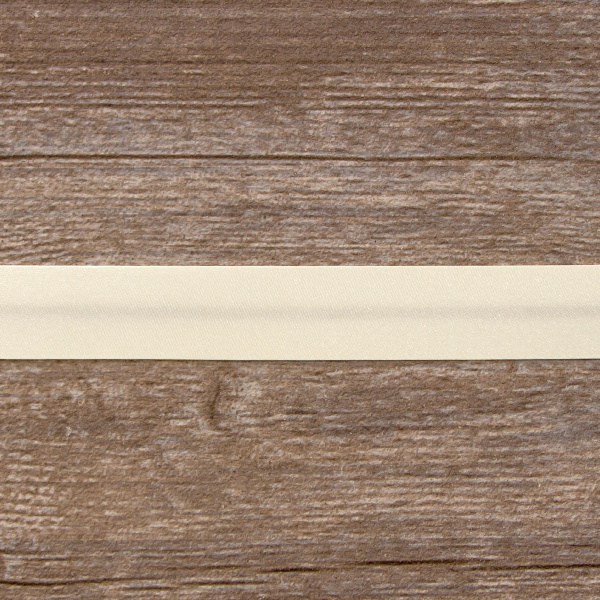 Косая бейка атласная 20 мм, 25 м, цвет 03, молочный. Арт 6260-20мм-03            