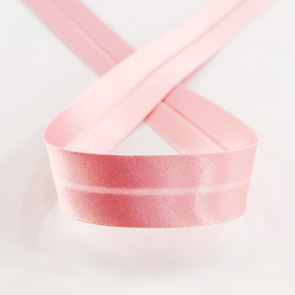 Косая бейка атласная 20 мм, 25 м, цвет 52, цвет дымчатой розы. Арт 6260-20мм-52            