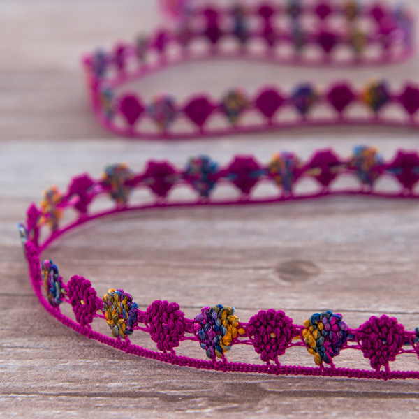 Мерсеризованное хлопковое кружево, 13 мм, цвет цикламеновый с сиренево-желтым. Арт 3615/A8                 