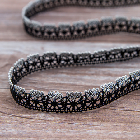 Мерсеризованное хлопковое кружево, 15 мм, цвет черный с серебристым люрексом. Арт 3247/J4                 