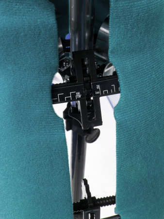 Манекен портновский раздвижной, размер S, цвет зеленый опал. Арт MR031.FG3280C/G002