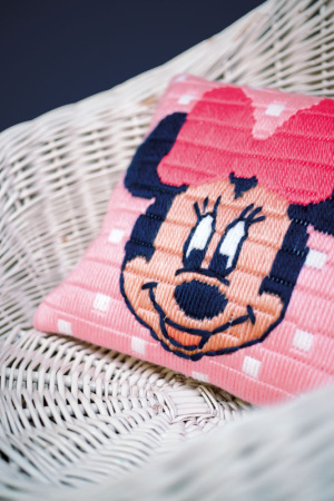 Набор для вышивания подушки "Минни Маус (Disney)". Арт PN-0169203