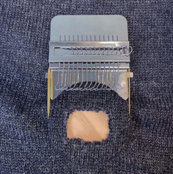 Ткацкий станок миниатюрный для штопки и ремонта одежды. Арт C003.2519042