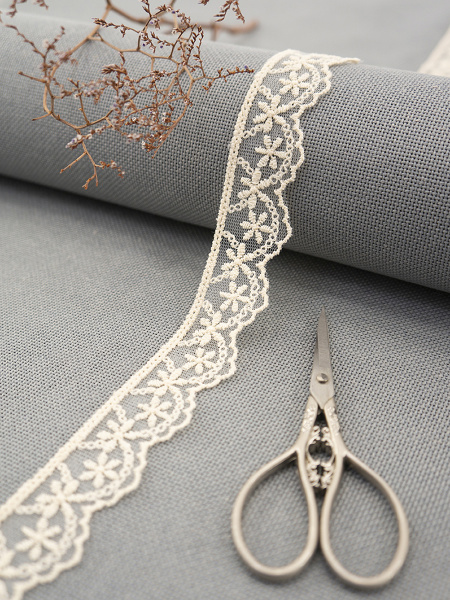 Кружево-вышивка на тюле, 28 мм, цвет бежевый, 100% полиэстер, 3,5 м. Арт T-1910.371