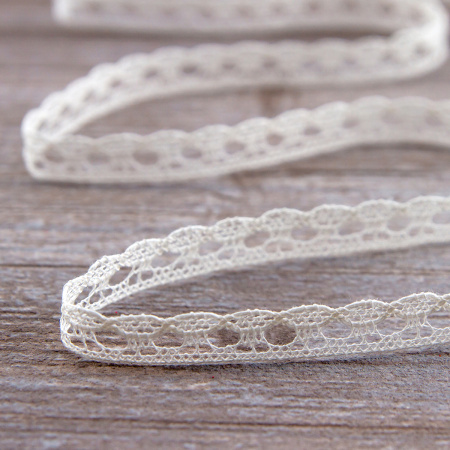 Мерсеризованное хлопковое кружево, 10 мм, цвет шампань. Арт 3513/72