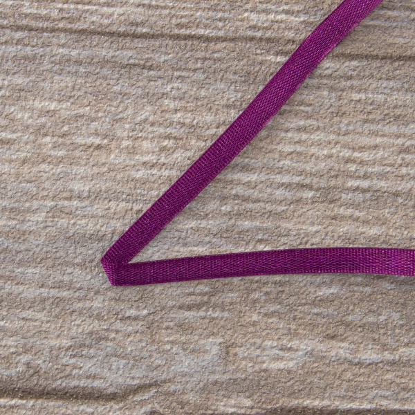 Лента для вышивания SAFISA на блистере, 4 мм, 5 м, цвет 58, сливовый. Арт P111-4мм-58             