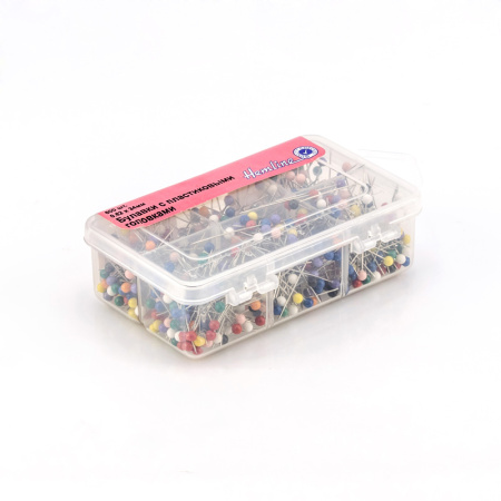 Булавки с цветными пластиковыми головками в органайзере. Арт 668.600