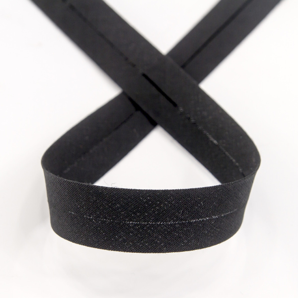 Косая бейка хлопок/полиэстер, 18 мм, 25 м, цвет 01, черный. Арт 6120-18мм-01