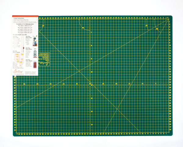 Мат для раскройного ножа двусторонний, макси,  609 мм x 457 мм, 24" x 18". Арт ER4091                  