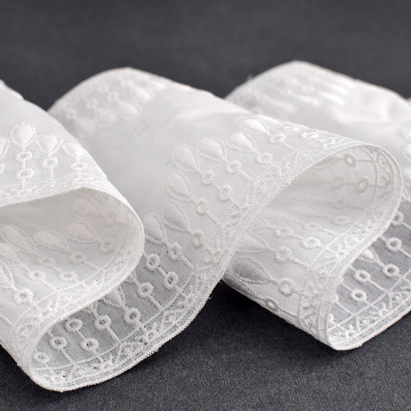 Шитье-вышивка на батисте, прошва, 100 мм, цвет белый. Арт 37197/B