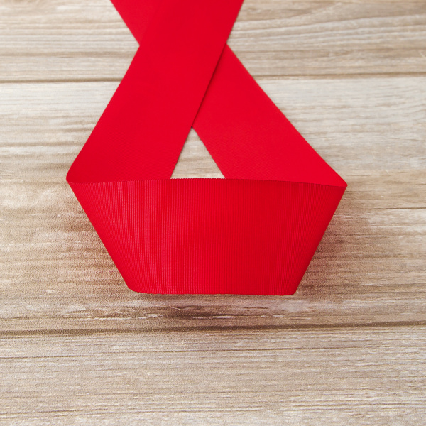 Лента репсовая SAFISA, 50 мм, 25 м, цвет 14 красный. Арт 350-50мм-14