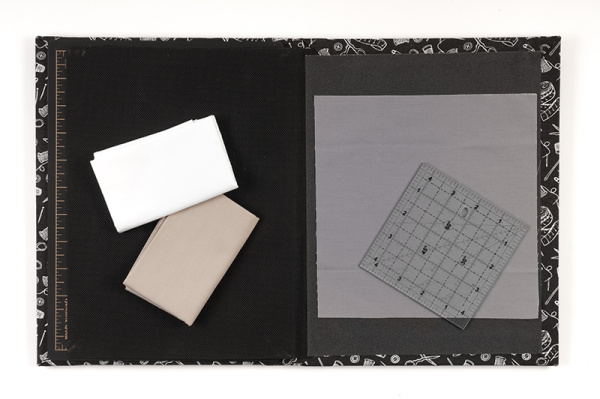 Мульти-мат для пэчворка 4-в-1, размер 30 х 24 х 2,5 см, цвет чёрный. Арт 4089.584.HG