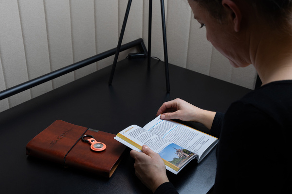 Брелок TROIKA "Защитный чехол для Apple Airtag". Арт KR21-20/OR