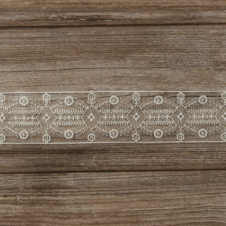 Кружево-вышивка на тюле, 40 мм. Арт 42235/00