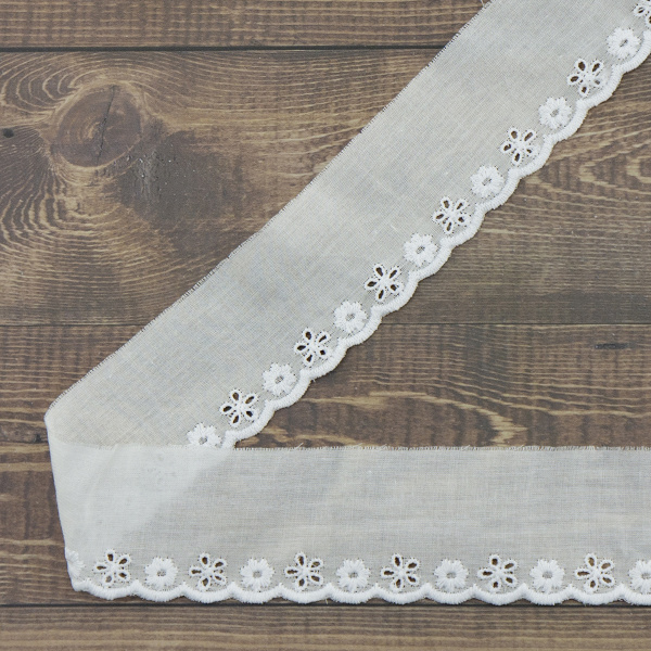 Шитье-вышивка на батисте, прошва, 45 мм, цвет белый, 50% полиэстер, 50 % хлопок, 3,5 м. Арт 4B1130.212