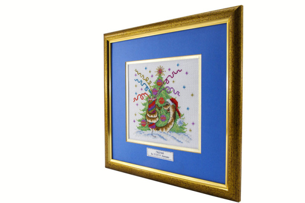 Вышитая картина "Хлопушки". Арт Модель 01.033.14