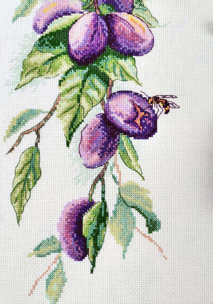 Набор для вышивания "Аромат слив". Арт 04.009.13