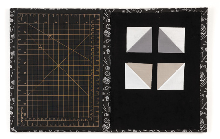 Мульти-мат для пэчворка 4-в-1, размер 30 х 24 х 2,5 см, цвет чёрный. Арт 4089.584.HG