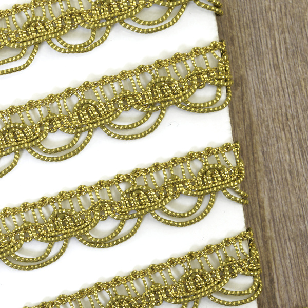 Тесьма PEGA декоративная, золотистый люрекс, 16 мм. Арт 881443316W7003          