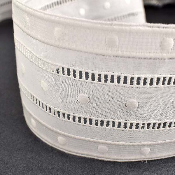 Шитье-вышивка на батисте, прошва, 90 мм, цвет белый. Арт 13759/B