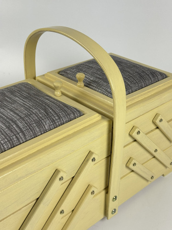 Шкатулка для рукоделия, бук, 3 этажа, светлый. Арт 31/151/1 