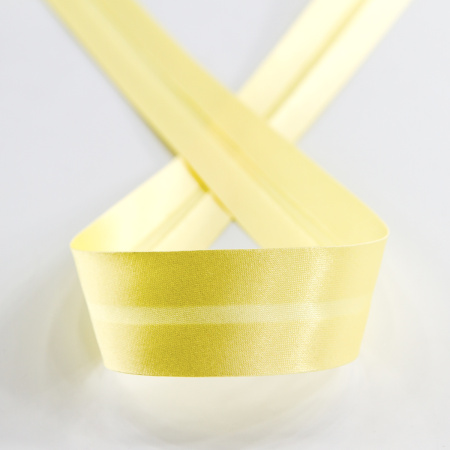 Косая бейка атласная 30 мм, 25 м, цвет 10, шампань. Арт 6260-30мм-10            