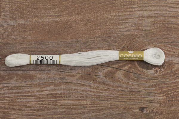 Мулине COSMO однотонный цвет  2500      . Арт 25-6/2500      