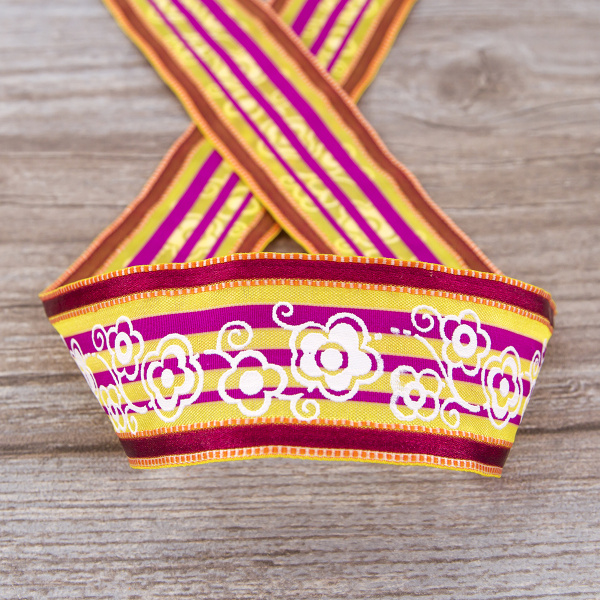 Лента с рисунком SAFISA, 38 мм, цвет бордо/желтый. Арт 25239-38-03