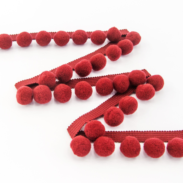 Тесьма с помпонами, диаметр 20 мм, цвет бордовый. Арт PA-40-col.323