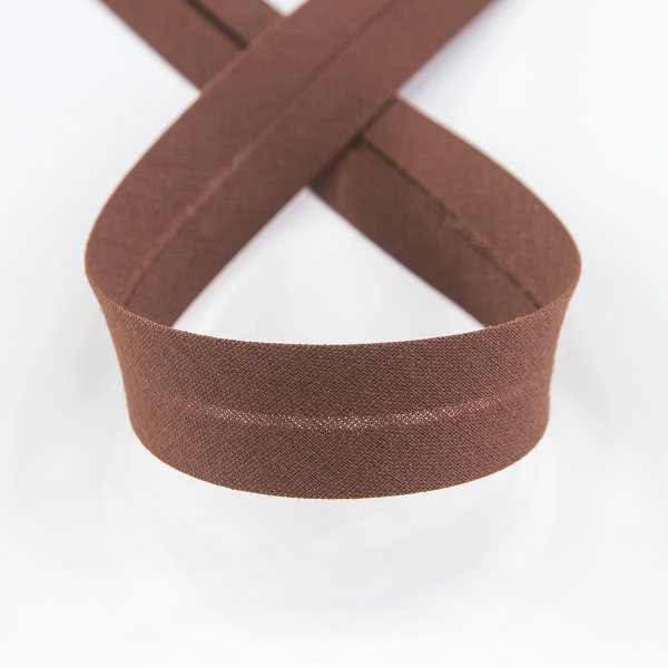 Косая бейка хлопок/полиэстер 20 мм, 25 м, цвет 117, шоколад. Арт 6120-20мм-117           