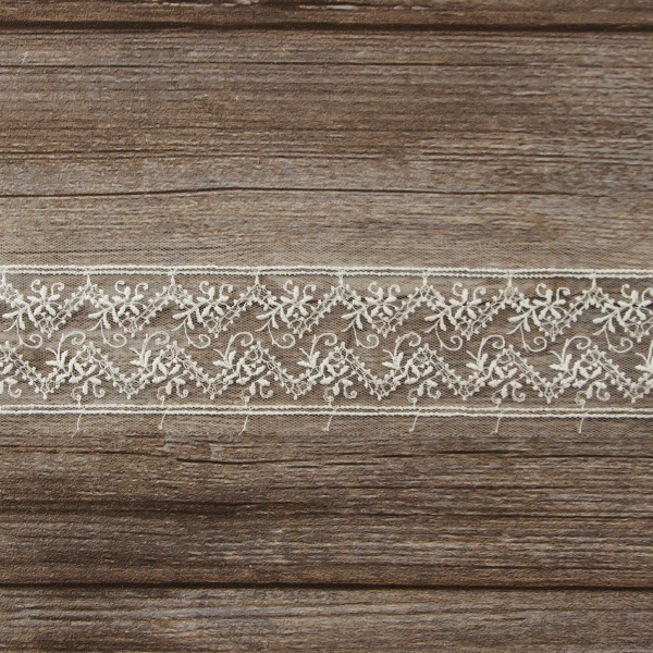 Кружево-вышивка на тюле, 30 мм. Арт 42179/00