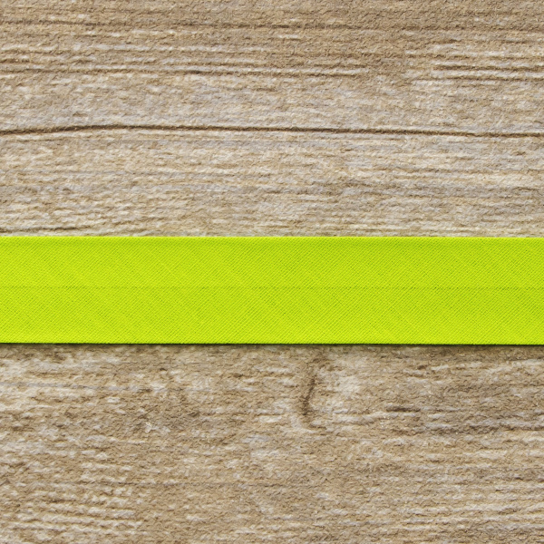 Косая бейка хлопок/полиэстер 20 мм, 25 м, цвет 73, желто-зеленый. Арт 6120-20мм-73            