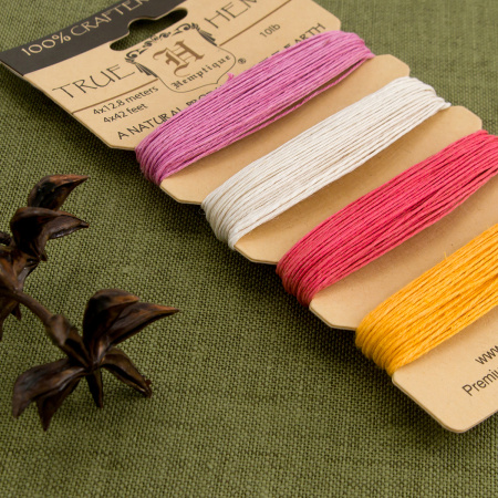 Шнуры на блистере HEMPTIQUE #10 - 0,5 мм, 4 цвета по 12,8 м. Арт HC10SB2                 