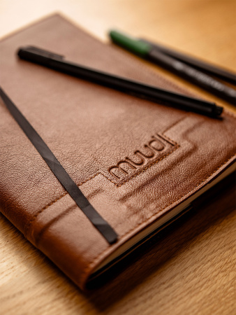 Обложка для проектной тетради "Gaby" Black. Арт QB-4700/Black