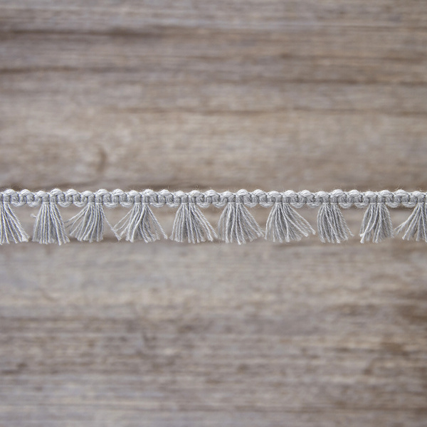 Тесьма декоративная, 16 мм, с бахромой, цвет серый. Арт 2204/64