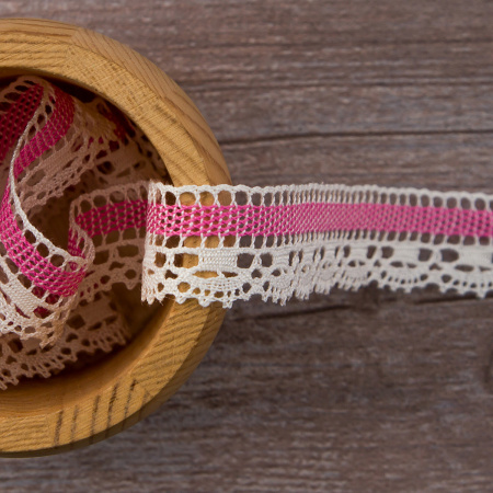 Мерсеризованное хлопковое кружево, 22 мм, цвет сливочный с розовым. Арт 1745/F0