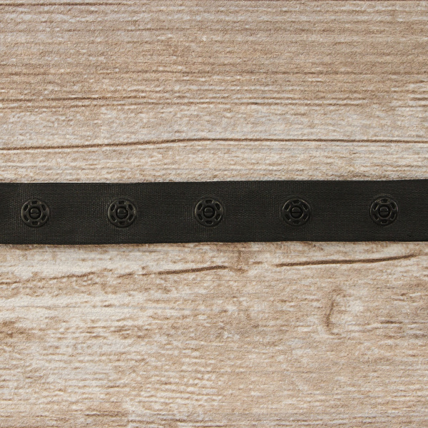 Тесьма пришивная с кнопками, 18 мм, 15 м, цвет 01 черный. Арт 4777-18мм-01