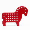 Игрушка детская дизайнерская NAEF BASIC "Schnurpfel-Pony" 3+, дерево, шнуры, цвет красный, 14,5 см. Арт 9706.1