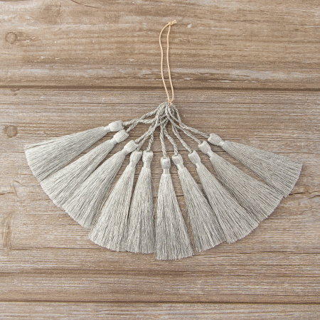 Кисть декоративная на шнуре, длина 85 мм, цвет серебряный. Арт KYL - 02-col.Silver