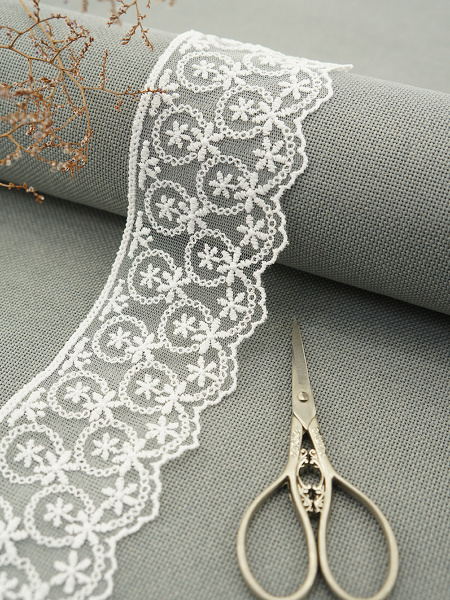 Кружево-вышивка на тюле, 63 мм, цвет белый, 100% полиэстер, 3,5 м. Арт T-1909.212