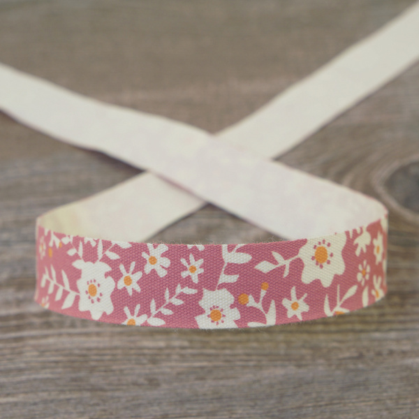 Лента хлопковая на картонной катушке "Цветы: красный с оранжевым". Арт VR15.1775