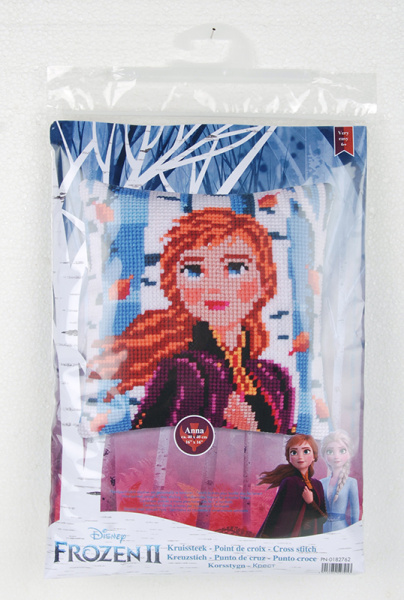 Набор для вышивания подушки "DISNEY FROZEN 2. Анна". Арт PN-0182762