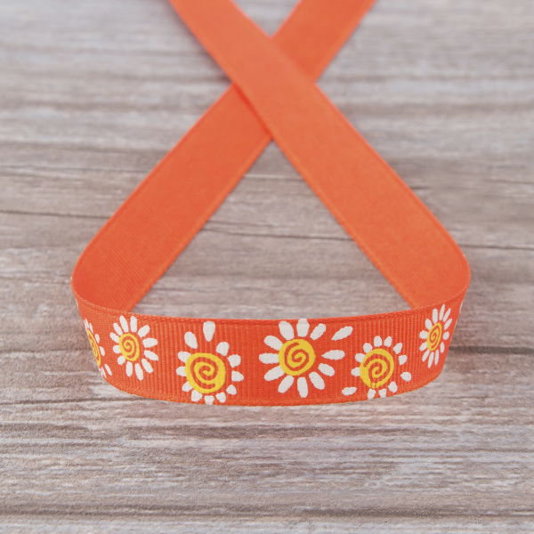 Лента репсовая SAFISA с напечатаным рисунком, 15 мм, 15 м, цвет 61, алый. Арт 25305-15мм-61