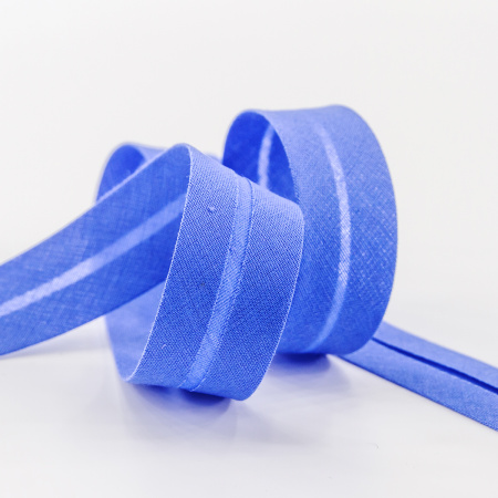 Косая бейка хлопок/полиэстер 20 мм, 25 м, цвет 93, барвинок. Арт 6120-20мм-93            