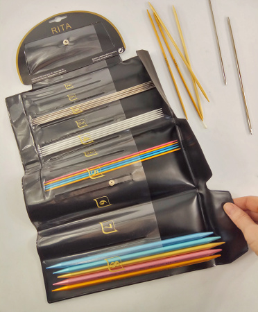 Органайзер addi для хранения чулочных спиц, пластик, 30/10 х 22 см, 10 ячеек. Арт 610-9