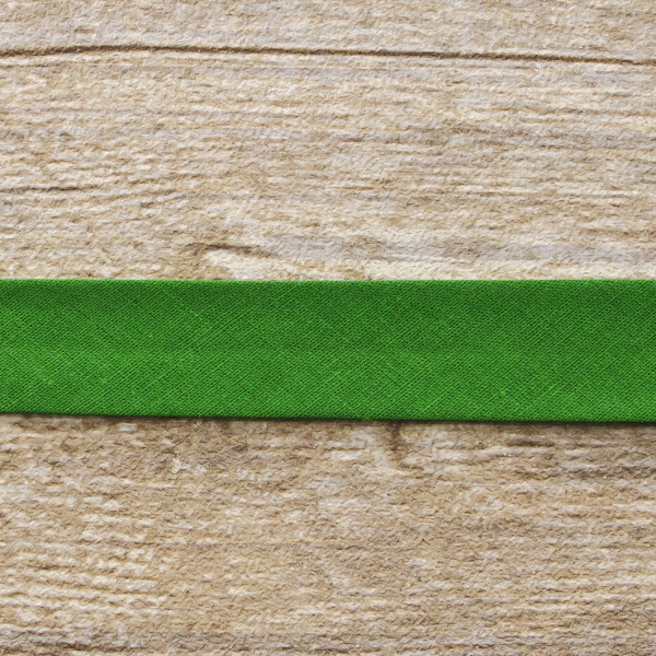 Косая бейка хлопок/полиэстер 20 мм, 25 м, цвет 74, насыщенный зеленый. Арт 6120-20мм-74            
