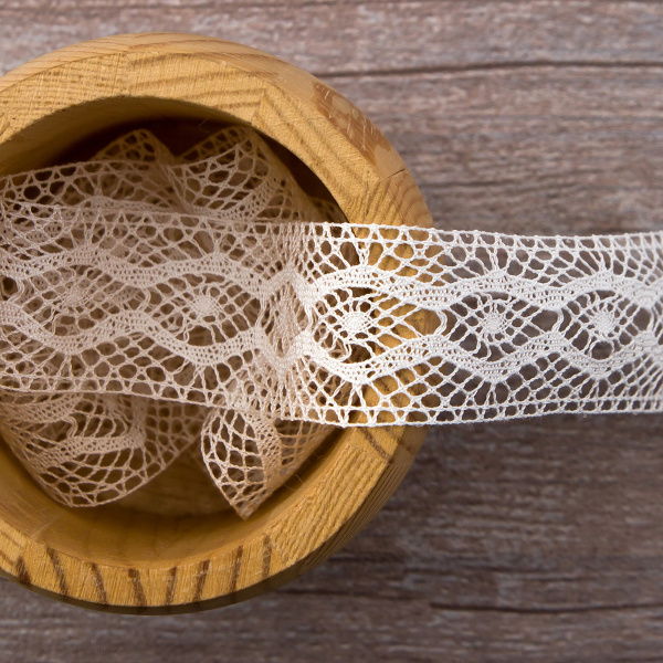 Мерсеризованное хлопковое кружево, 28 мм, цвет белый. Арт 2228/01