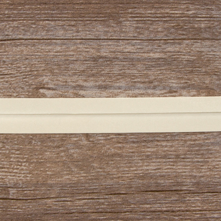 Косая бейка атласная 20 мм, 25 м, цвет 03, молочный. Арт 6260-20мм-03            