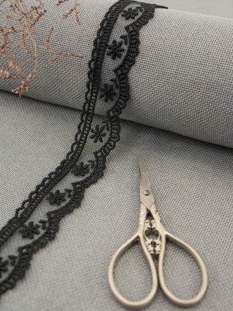 Кружево-вышивка на тюле, 30 мм, цвет черный, 100% полиэстер, 4,5 м. Арт T-3003.13