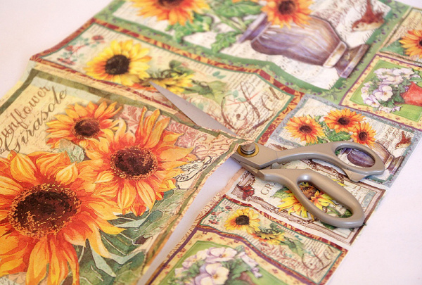 Бумага упаковочная "Девушки", рисовая, 48 х 33 см. Арт DFS210                  